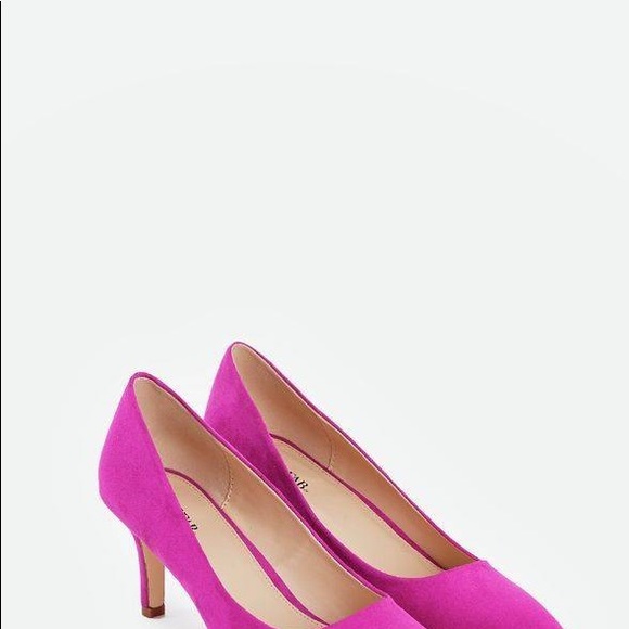 BRAND NEW IN BOX Magenta Faux Suede Pointed Pumps - Picture 6 of 6